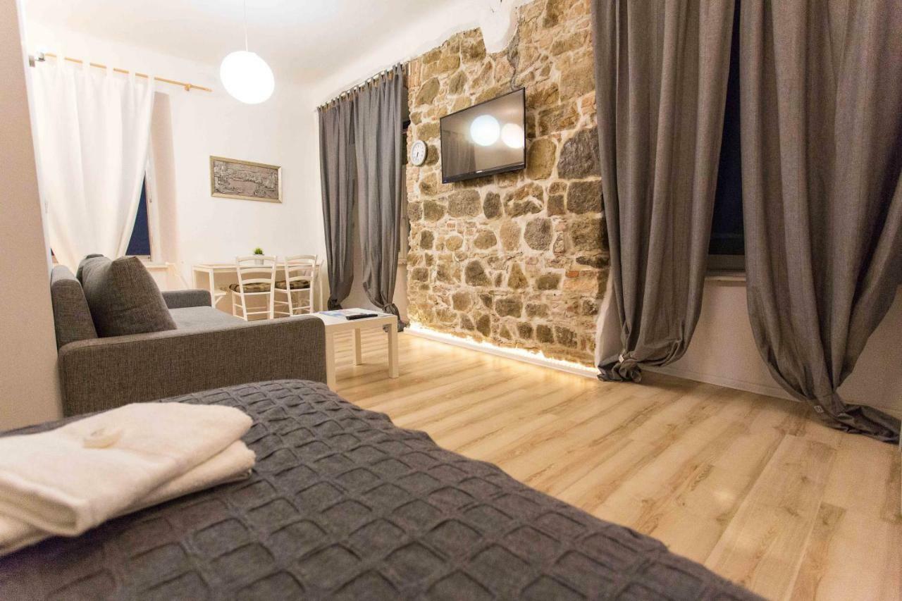 Apartment Stara vrata Rijeka Exteriör bild